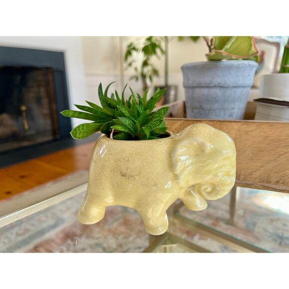 Vintage Ceramic Elephant Planter, Soft Yellow Flower Pot, Pastel Yellow Pottery - Picture 1 of 10